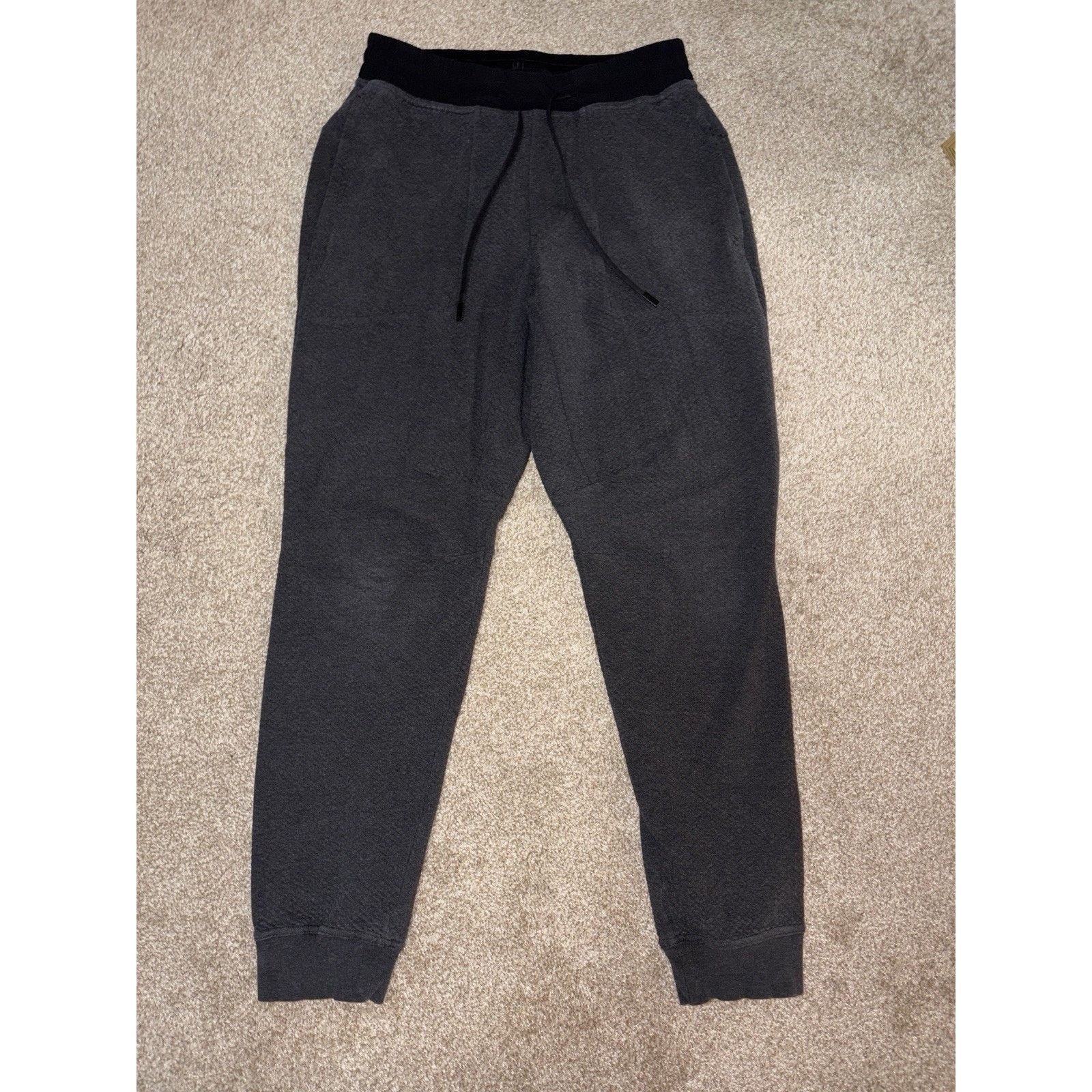 Lululemon Lululemon At Ease Textured Double Knit Joggers Mens Medium Size US 32 / EU 48 - 1 Thumbnail
