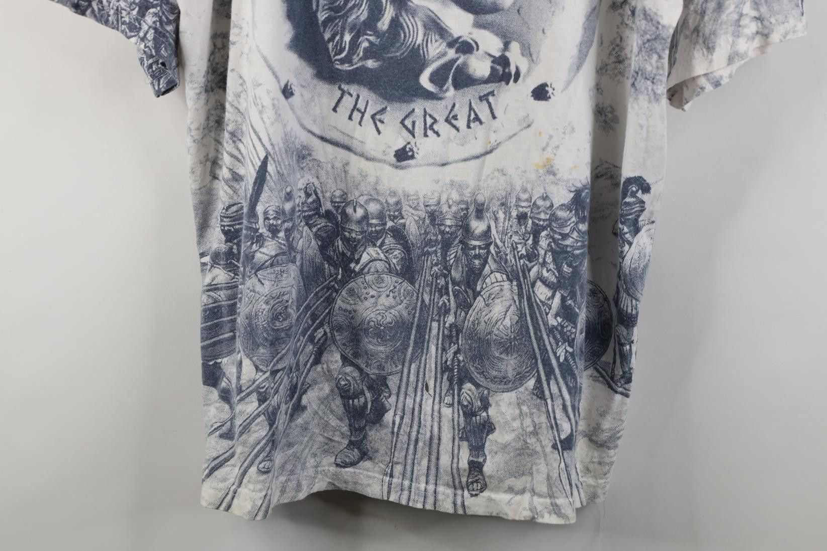 Vintage Vintage 90s Streetwear Print Alexander the Great T-Shirt Size US XL / EU 56 / 4 - 3 Thumbnail
