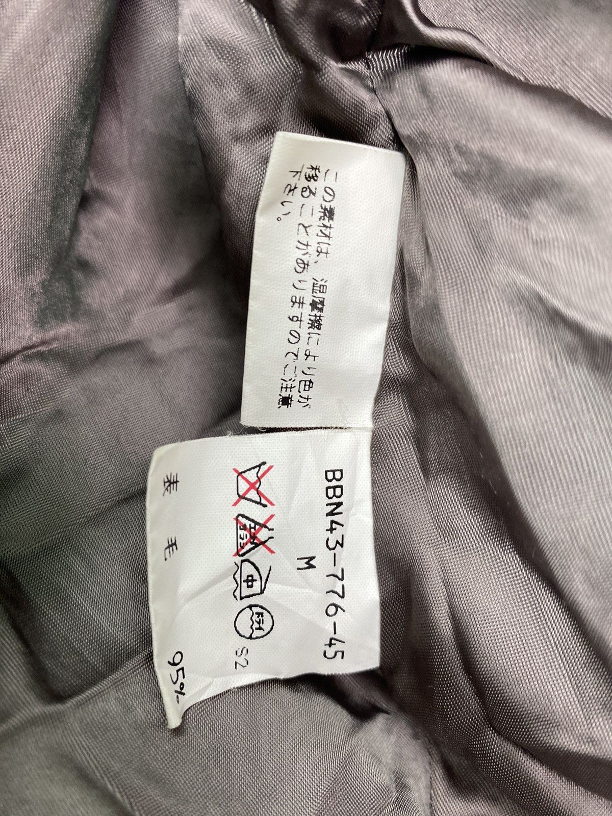 Burberry Burberrys Size US M / EU 48-50 / 2 - 7 Thumbnail