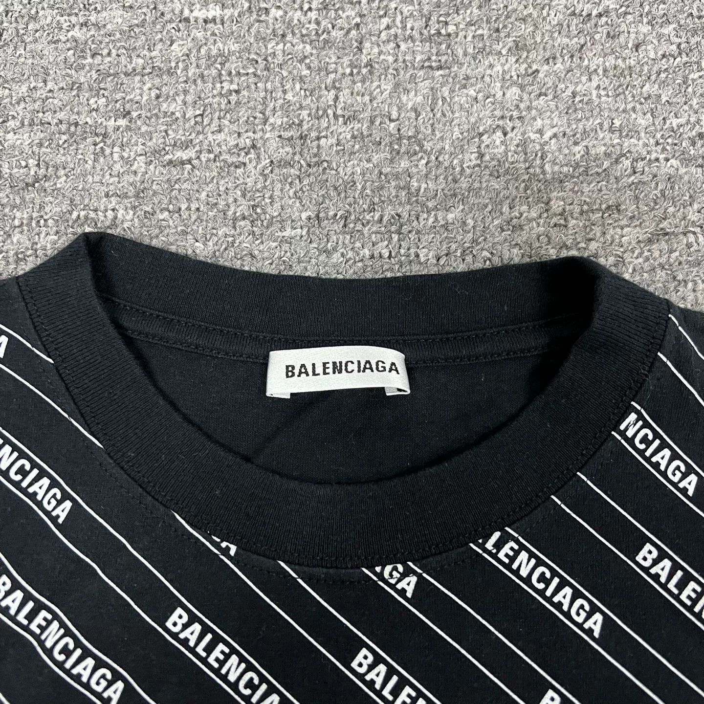Balenciaga Balenciaga Printed Short Sleeve T-Shirt Size US L / EU 52-54 / 3 - 2 Thumbnail