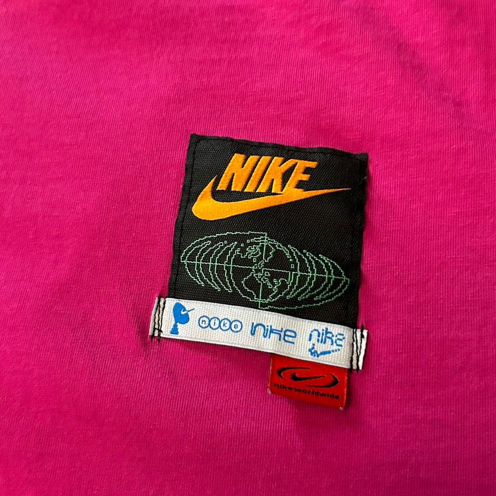 Nike Nike graphic tee with patch Size US L / EU 52-54 / 3 - 2 Thumbnail
