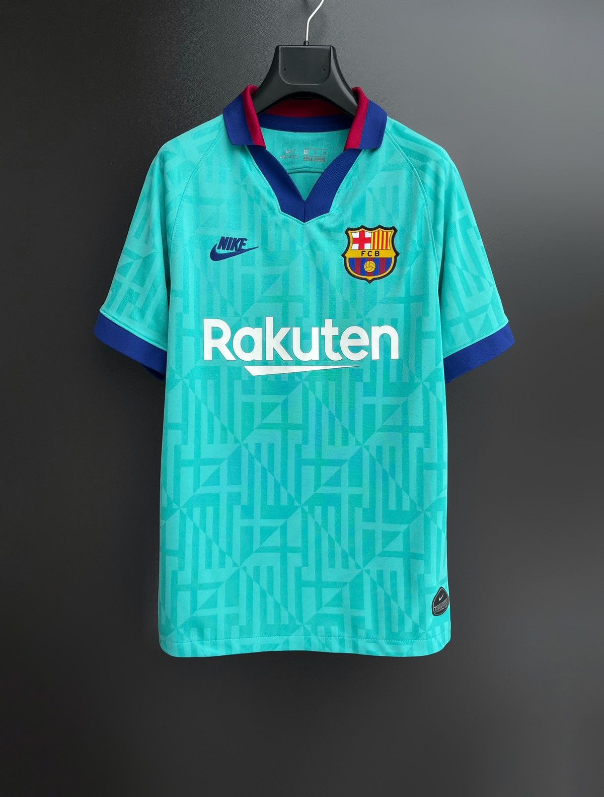 Nike BARCELONA 2019 2020 THIRD FOOTBALL SHIRT SOCCER JERSEY NIKE Size US S / EU 44-46 / 1 - 1 Thumbnail