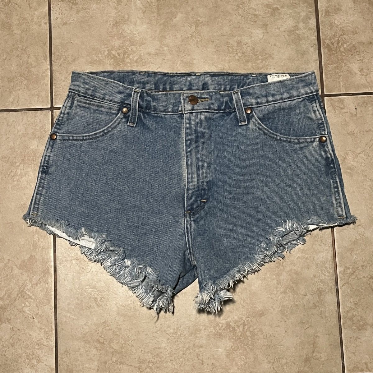 Vintage × Wrangler Wrangler Denim Cutoff Shorts Size US 32 / EU 48 - 2 Thumbnail