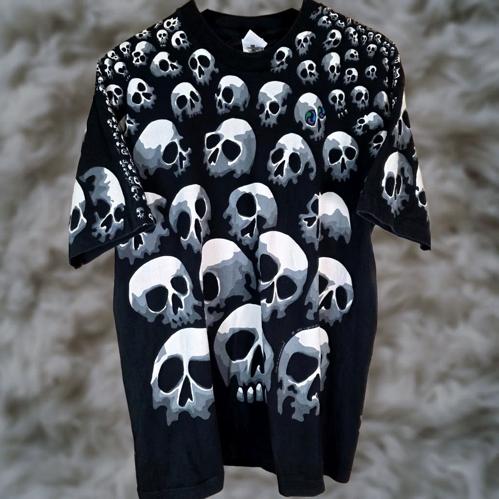 Liquid Blue Skull Pile Tee Shirt Supreme XL Liquid Blue Green