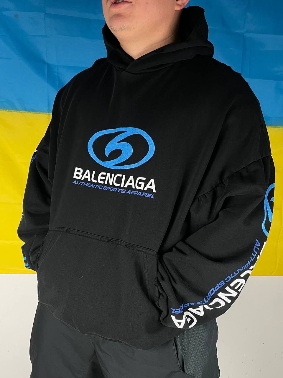 Balenciaga Balenciaga Surfer Hoodie Oversized Size US L / EU 52-54 / 3 - 2 Thumbnail