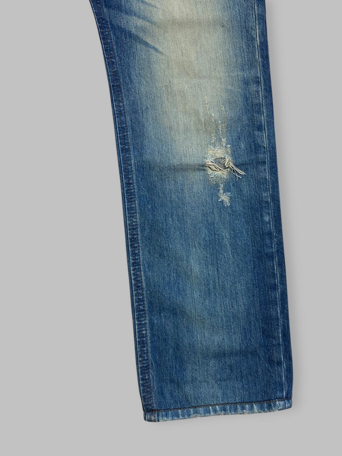 Diesel × Vintage Vintage Diesel Thavar Y2k Hype Distressed Washed Denim Jeans Size US 33 - 14 Thumbnail