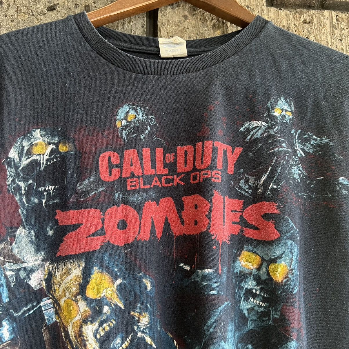 RARE 2011 Call of Duty Black Ops shops Zombies Xbox Video Game Promo Shirt 2XL