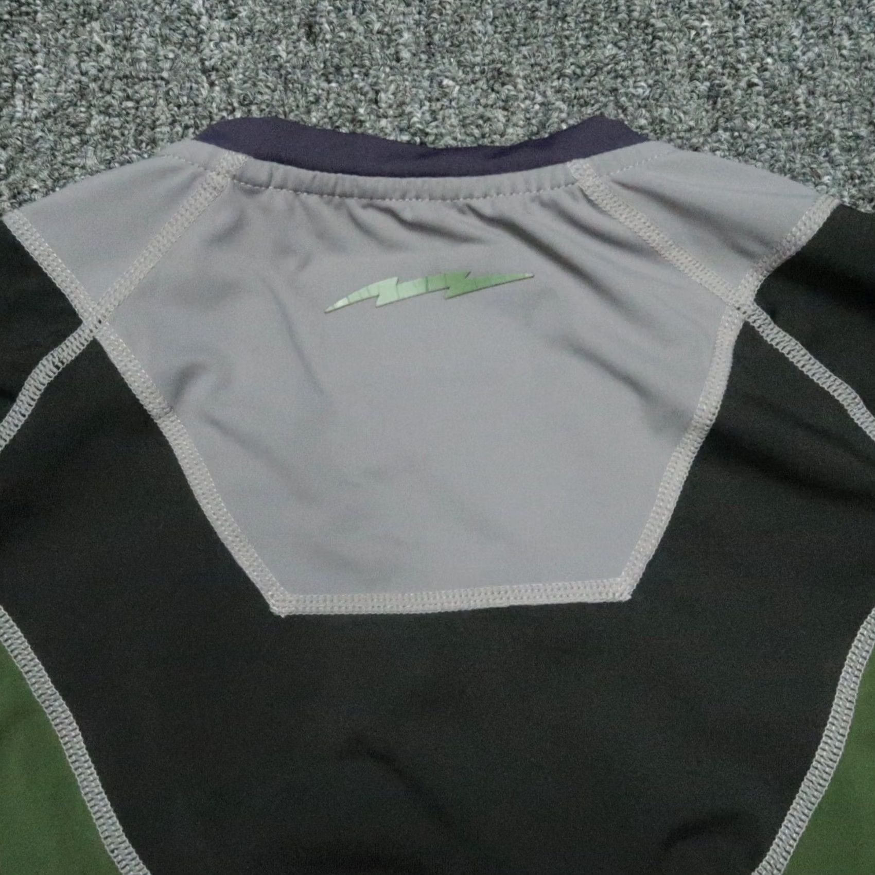 Vintage SuperX Shirt Mens Medium Gray Green Long Sleeve Compression Hulk Banner Shirt Size US M / EU 48-50 / 2 - 6 Thumbnail