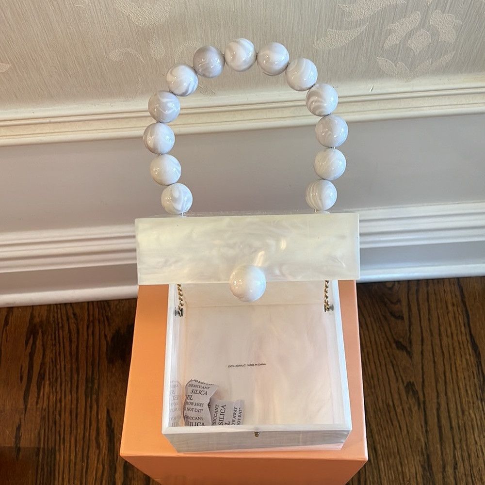 Cult Gaia Cult Gaia Eos Box Bag in Pearl Size ONE SIZE - 6 Thumbnail
