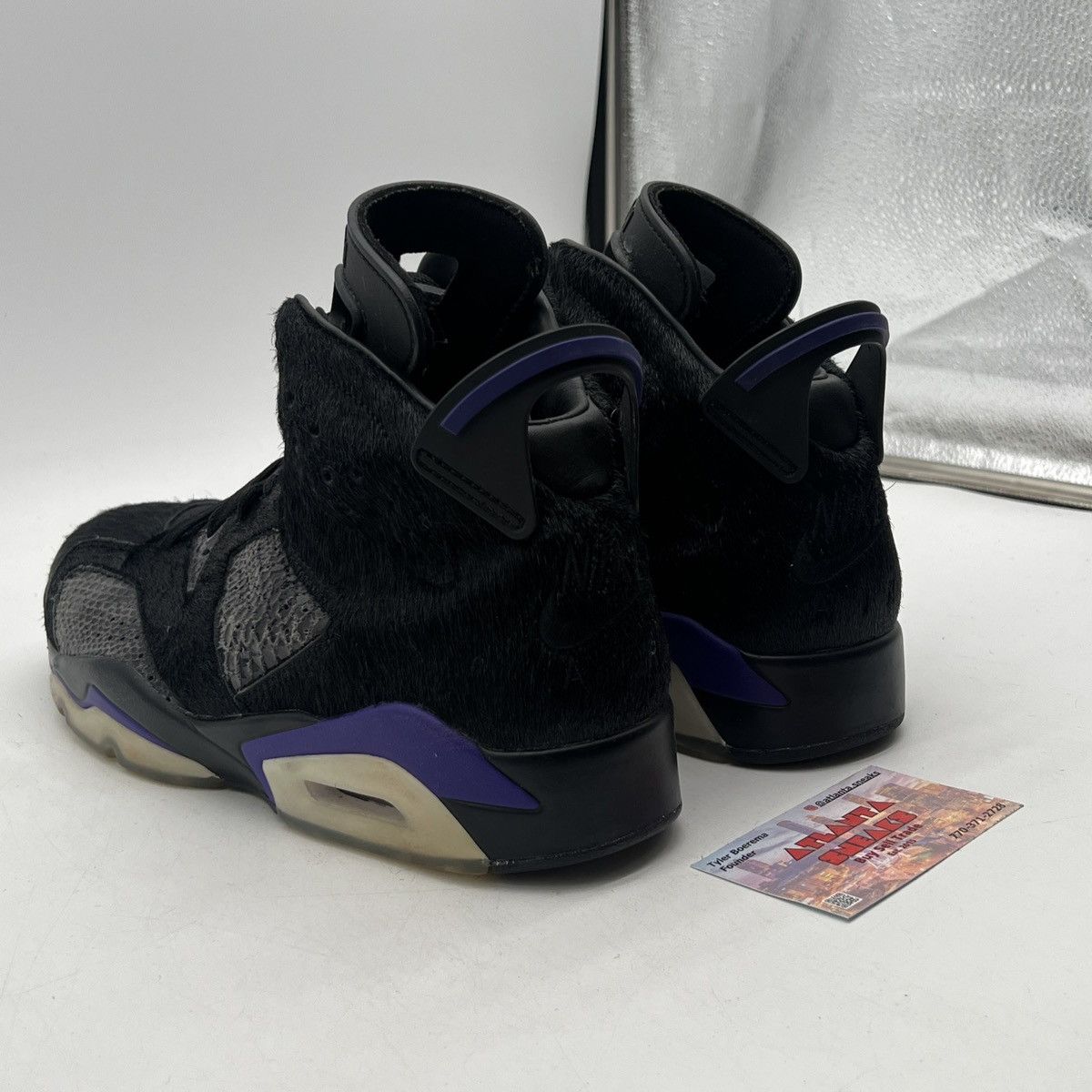 Jordan Brand Social status x air Jordan 6 pony hair Size US 9.5 / EU 42-43 - 4 Thumbnail
