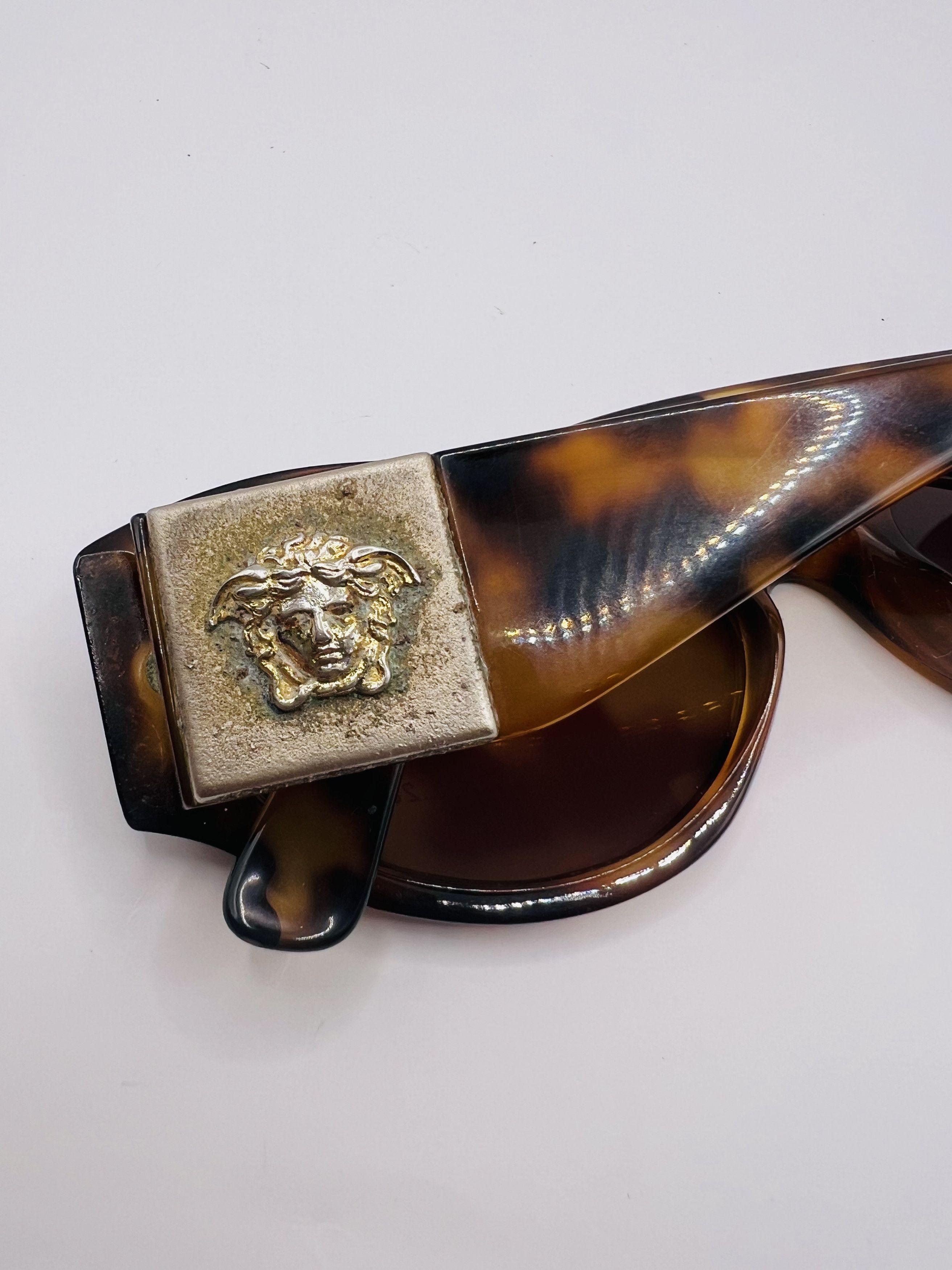 Versace Gianni Versace vintage sunglasses Size ONE SIZE - 7 Thumbnail