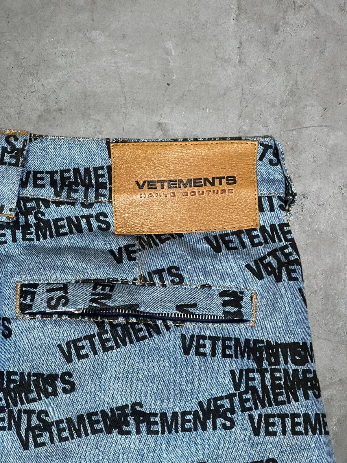 Vetements Vetements Logo Transformer Denim Raver Pants Size US 30 / EU 46 - 9 Thumbnail