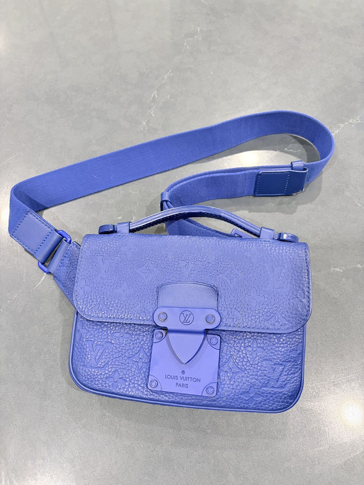 Louis Vuitton Louis Vuitton S Lock Sling Bag Monogram Taurillon Leather Size ONE SIZE - 1 Thumbnail