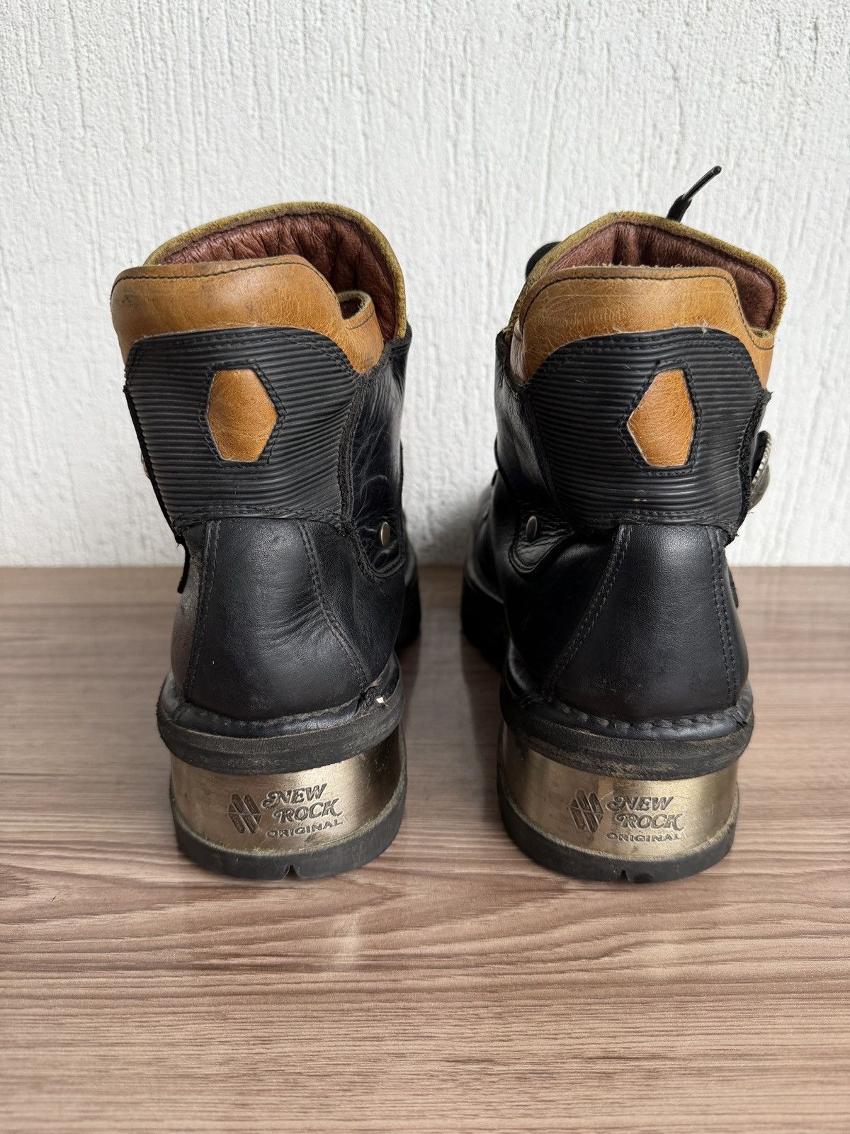 New Rock Vtg metal heel boots Size US 11 / EU 44 - 14 Thumbnail