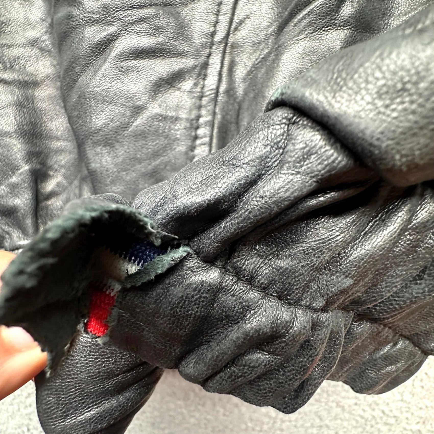 Vera Pelle VINTAGE Vera Pelle Leather Bomber Jacket Mens XL Black Full Zip Button Italy Bomber Jacket Mens XL Black Leather Vera Pelle BW-21 Size US XL / EU 56 / 4 - 7 Thumbnail