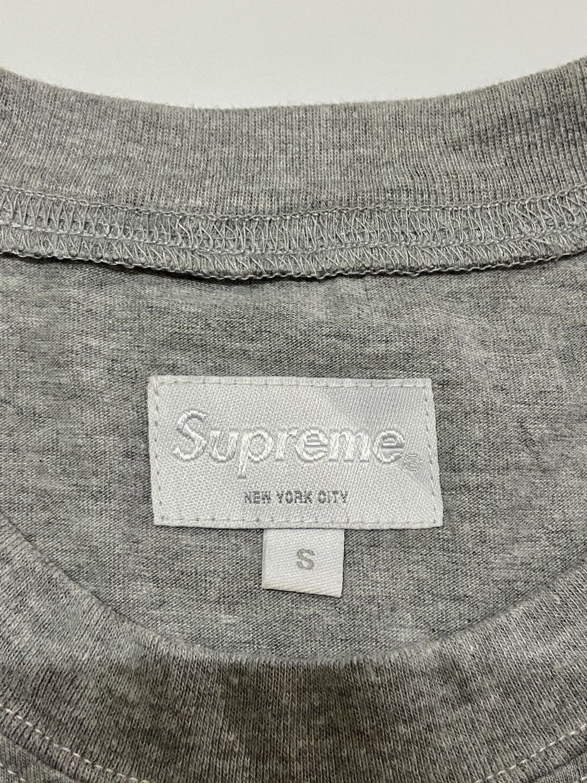 Supreme SUPREME FOOTBALL TEE Size US S / EU 44-46 / 1 - 12 Thumbnail