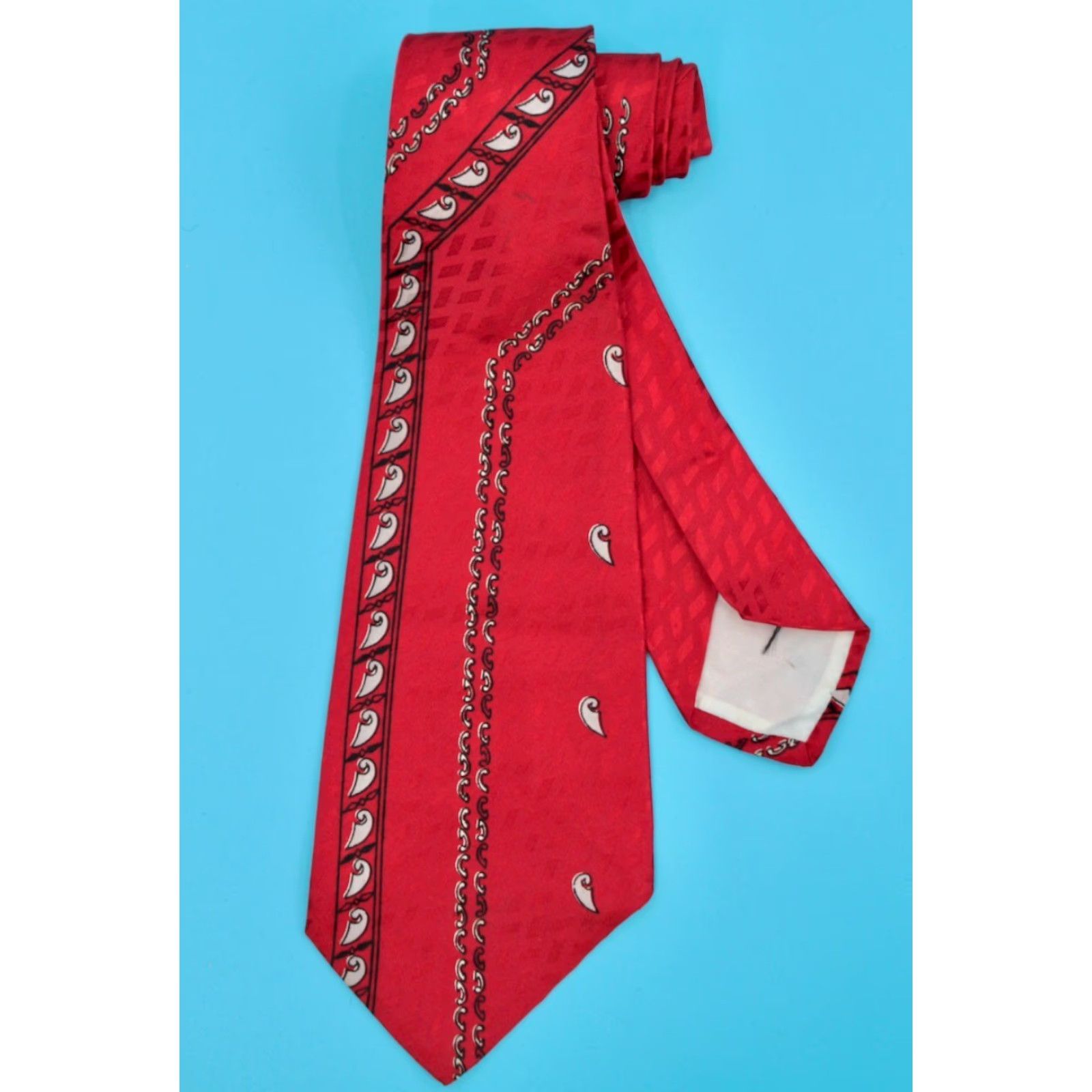 Vintage VTG Men’s 1940s Red Necktie 40s Tie Shirt Adult Mens Red 1940s VTG Neck Tie 1940s Red Tie Size ONE SIZE - 2 Thumbnail