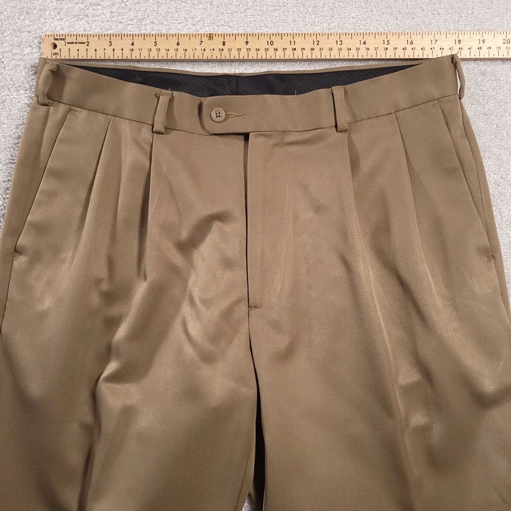 Vintage John Henry Men's Pants Size 36 x 32 Beige Pleated Front Cuffed Dress Pants Regular Rise Tapered Leg Mens Size US 36 / EU 52 - 3 Thumbnail