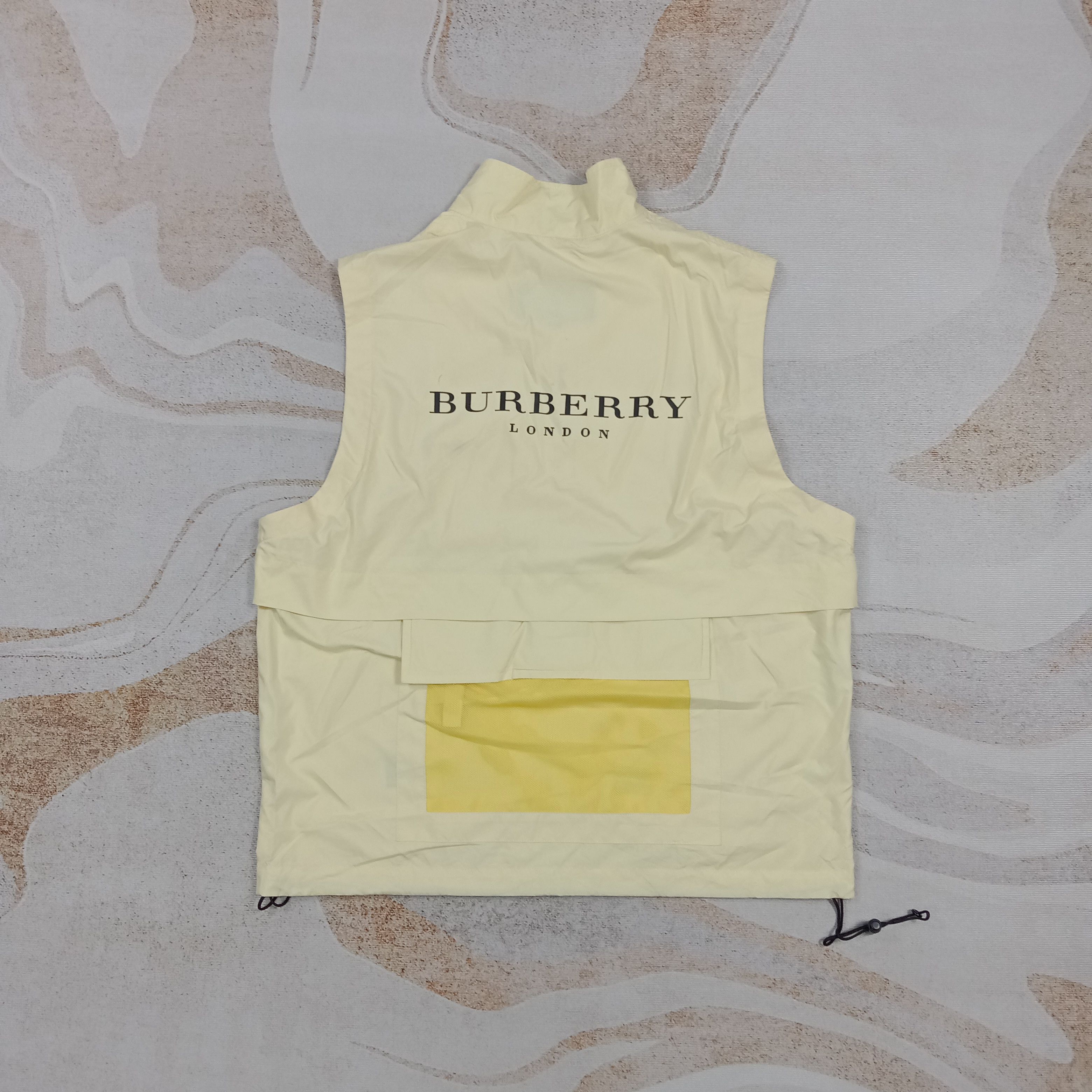 Burberry Burberry Golf Designer Winbreaker Vest C285N52 Size US M / EU 48-50 / 2 - 1 Thumbnail