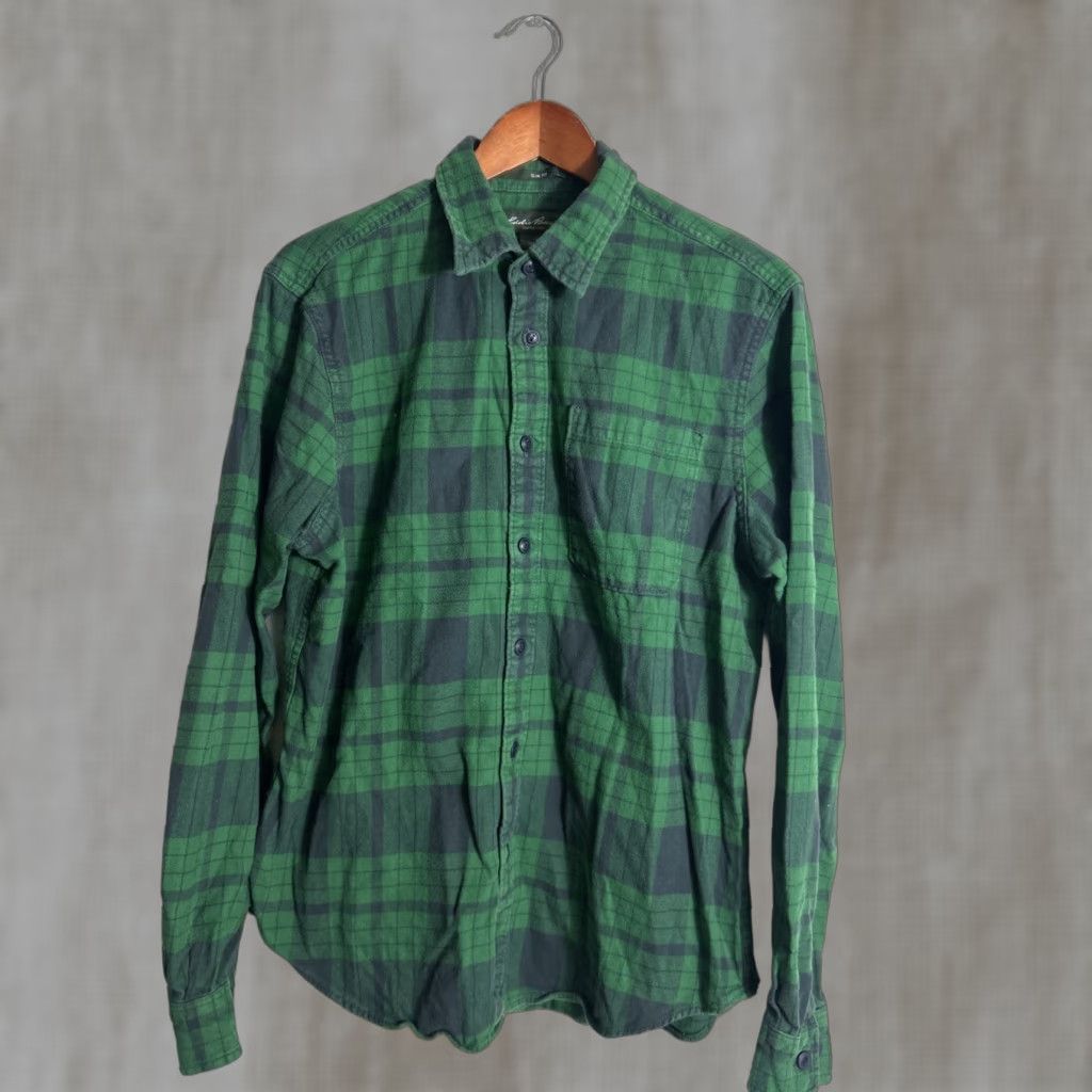 Eddie Bauer Eddie Bauer Slim Fit Flannel Shirt Mens Large Green Plaid Cotton Long Sleeve Button-Up Size US L / EU 52-54 / 3 - 1 Thumbnail
