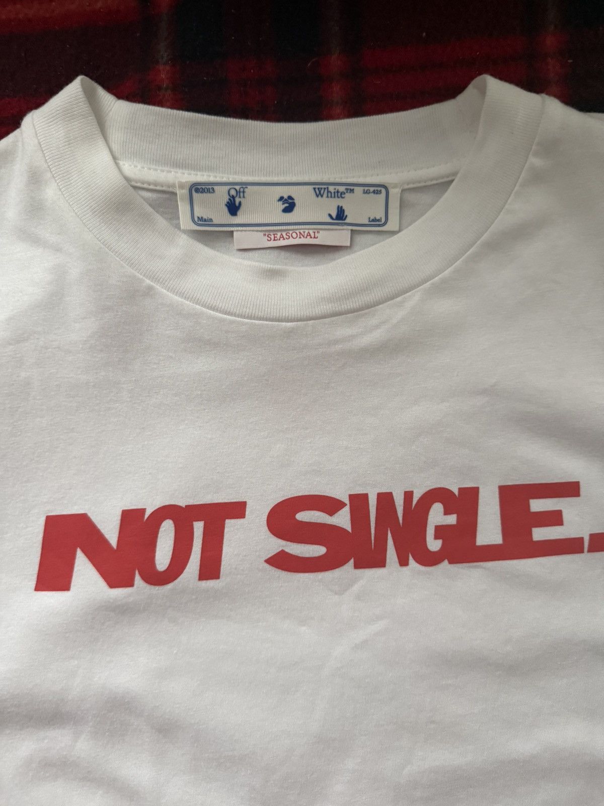 Off-White × Virgil Abloh Off-White Slogan “Not Single” Tee Shirt “Red” Size US S / EU 44-46 / 1 - 2 Thumbnail