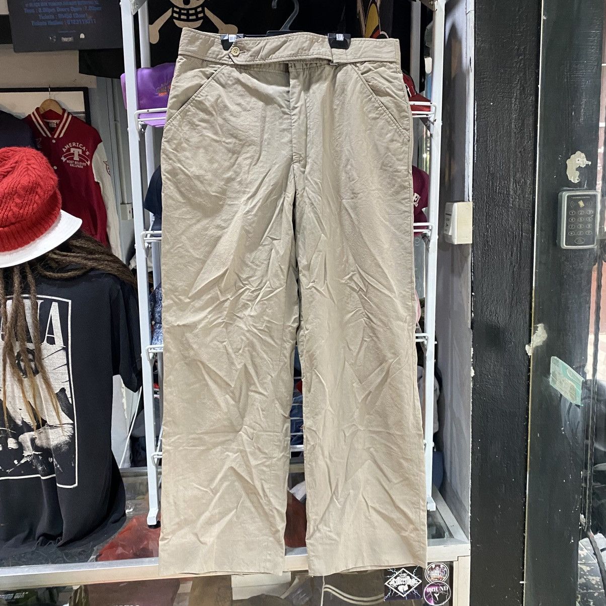 Giorgio Armani Vintage Giorgio Armani Beige Casual Pants Baggy Size US 34 / EU 50 - 1 Thumbnail