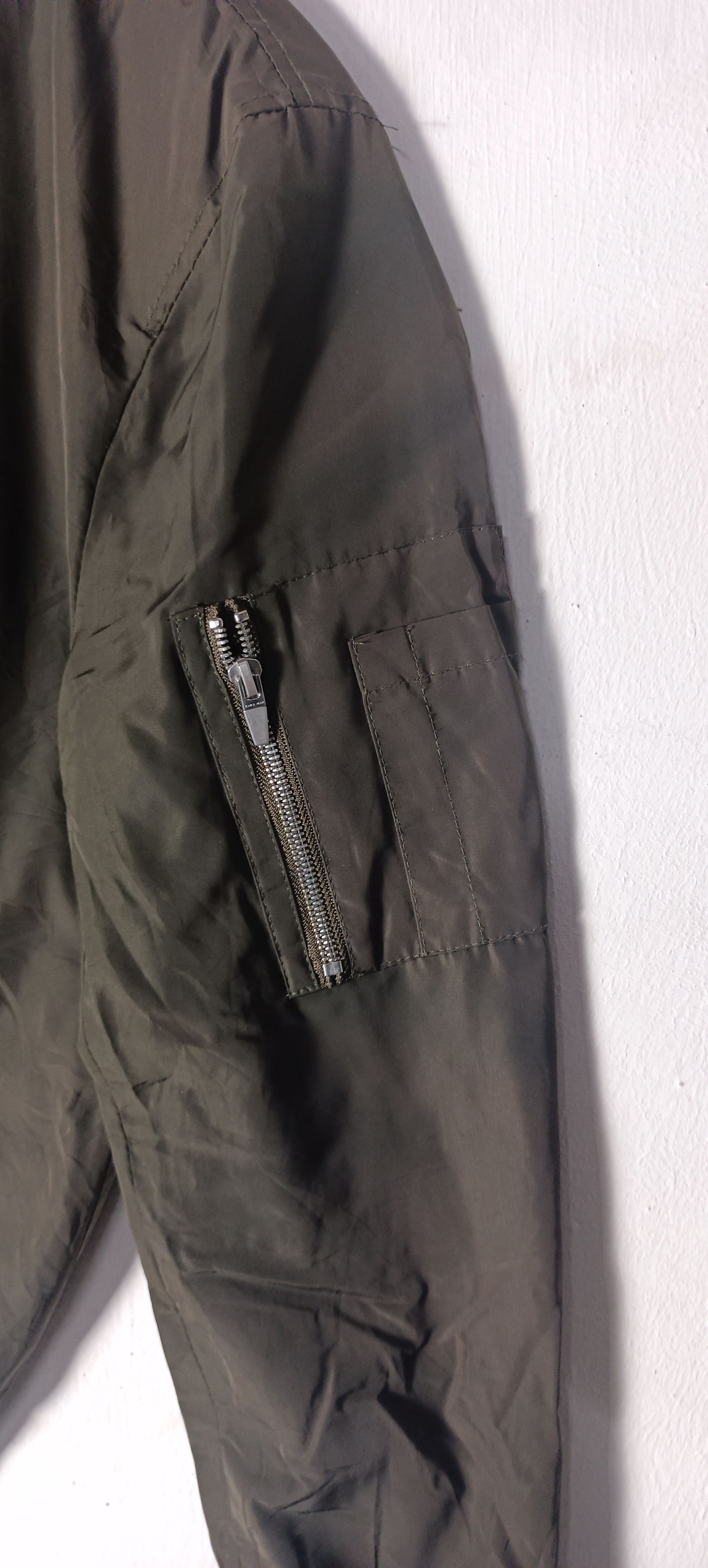 Designer × Zara Zara Men Olive Green Bombers Jacket Size US M / EU 48-50 / 2 - 5 Thumbnail