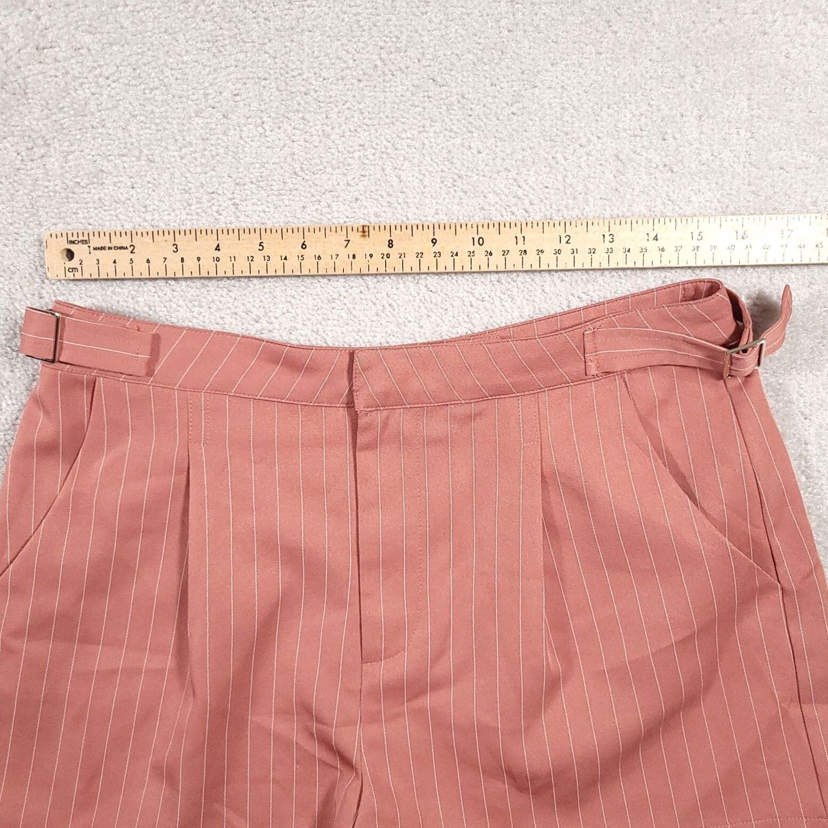 Forever 21 Forever 21 Shorts Women's Large Pink Mauve Pin Stripe Classy 2" Inseam Pleated Size 36" / US 14 / IT 50 - 4 Thumbnail