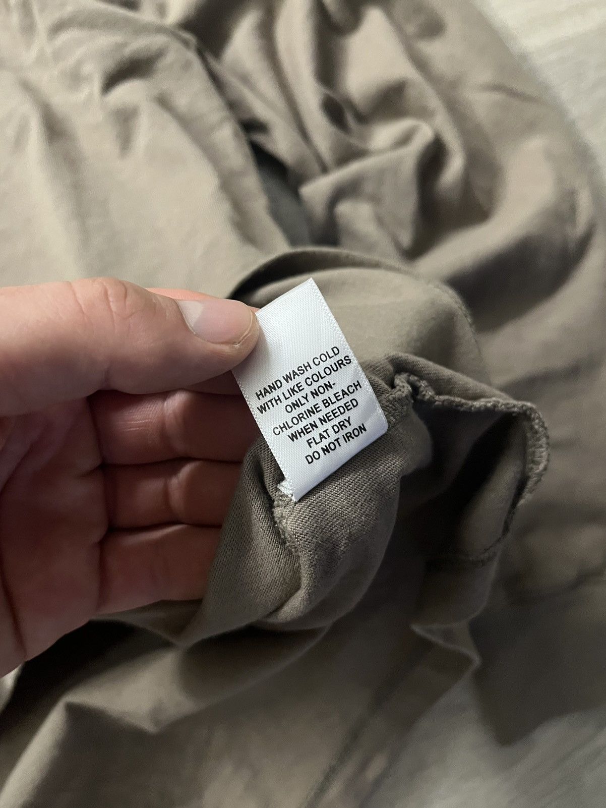 Fear of God Longsleeve Essentials Fear Of God Big Logo Drip Swag Sk8 Size US XS / EU 42 / 0 - 7 Thumbnail