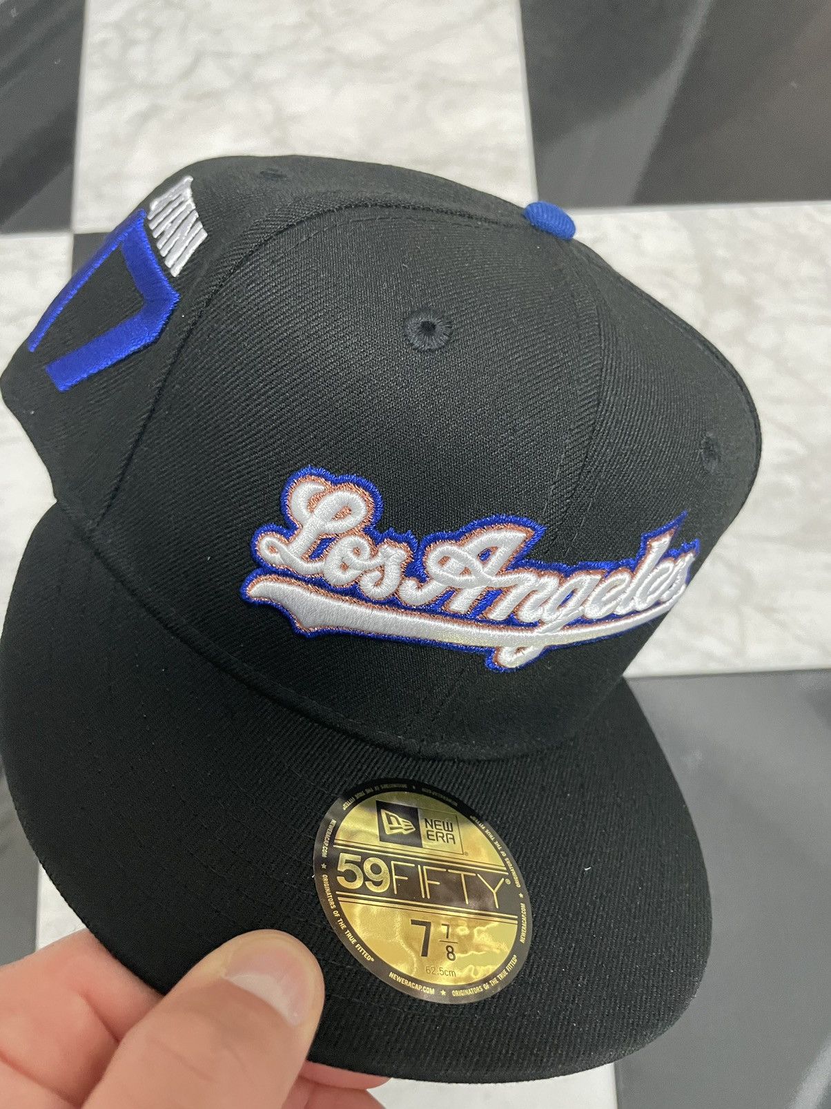 New Era 🔥 Exclusive Ohtani fitted size 7 7/8 Size ONE SIZE - 2 Thumbnail