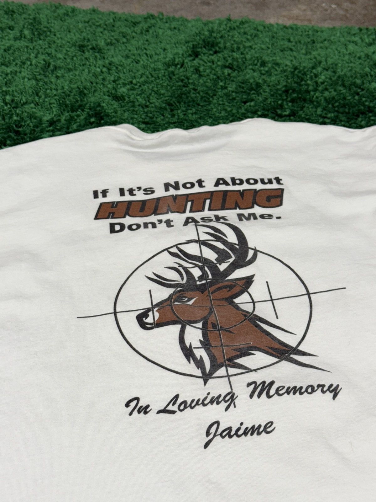 Vintage Vintage White Deer Hunting RIP R.I.P Hunt Crosshair Tee Size US L / EU 52-54 / 3 - 3 Thumbnail