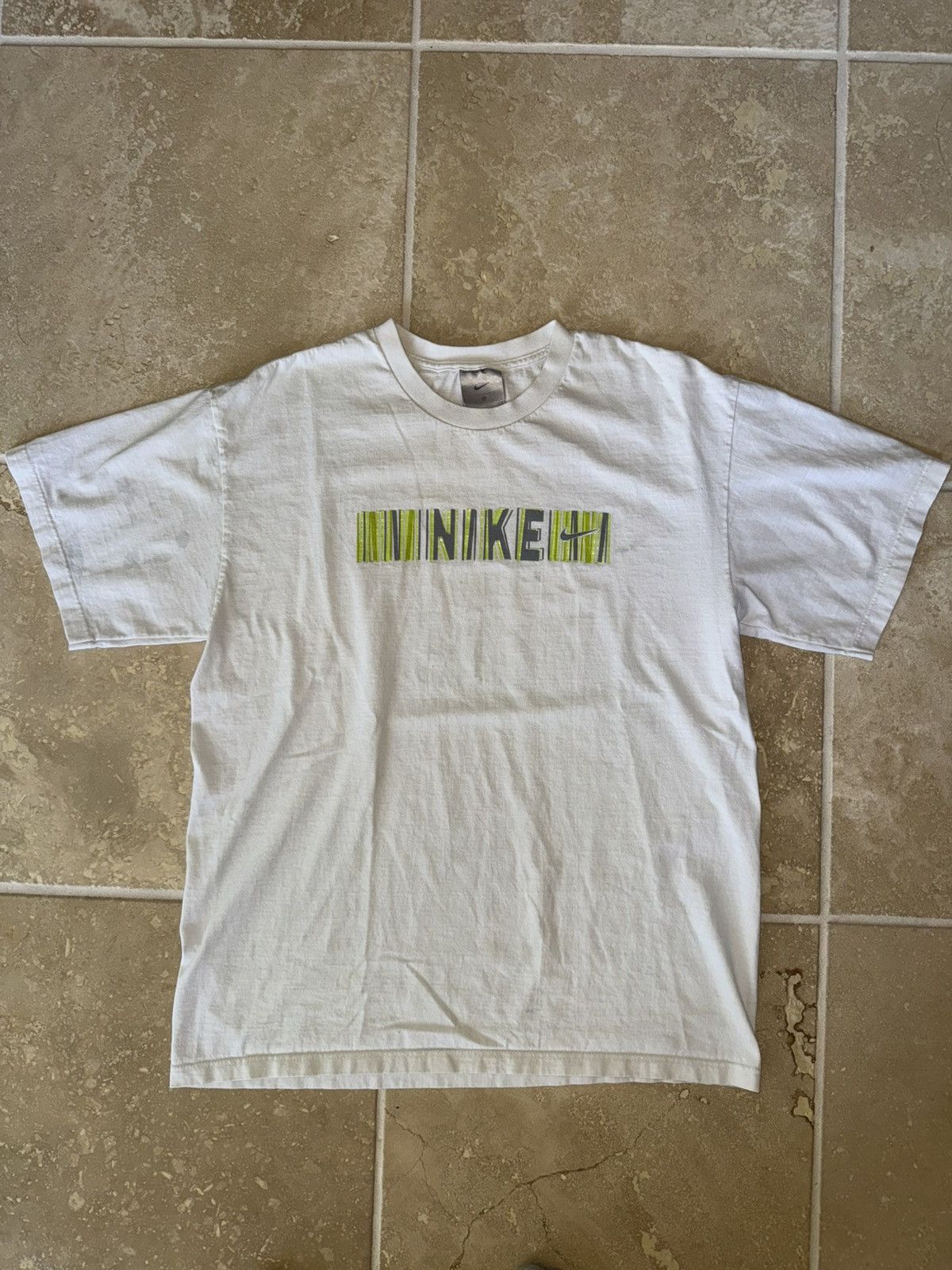 Nike Nike Y2K White and Green Tee Size US M / EU 48-50 / 2 - 1 Thumbnail