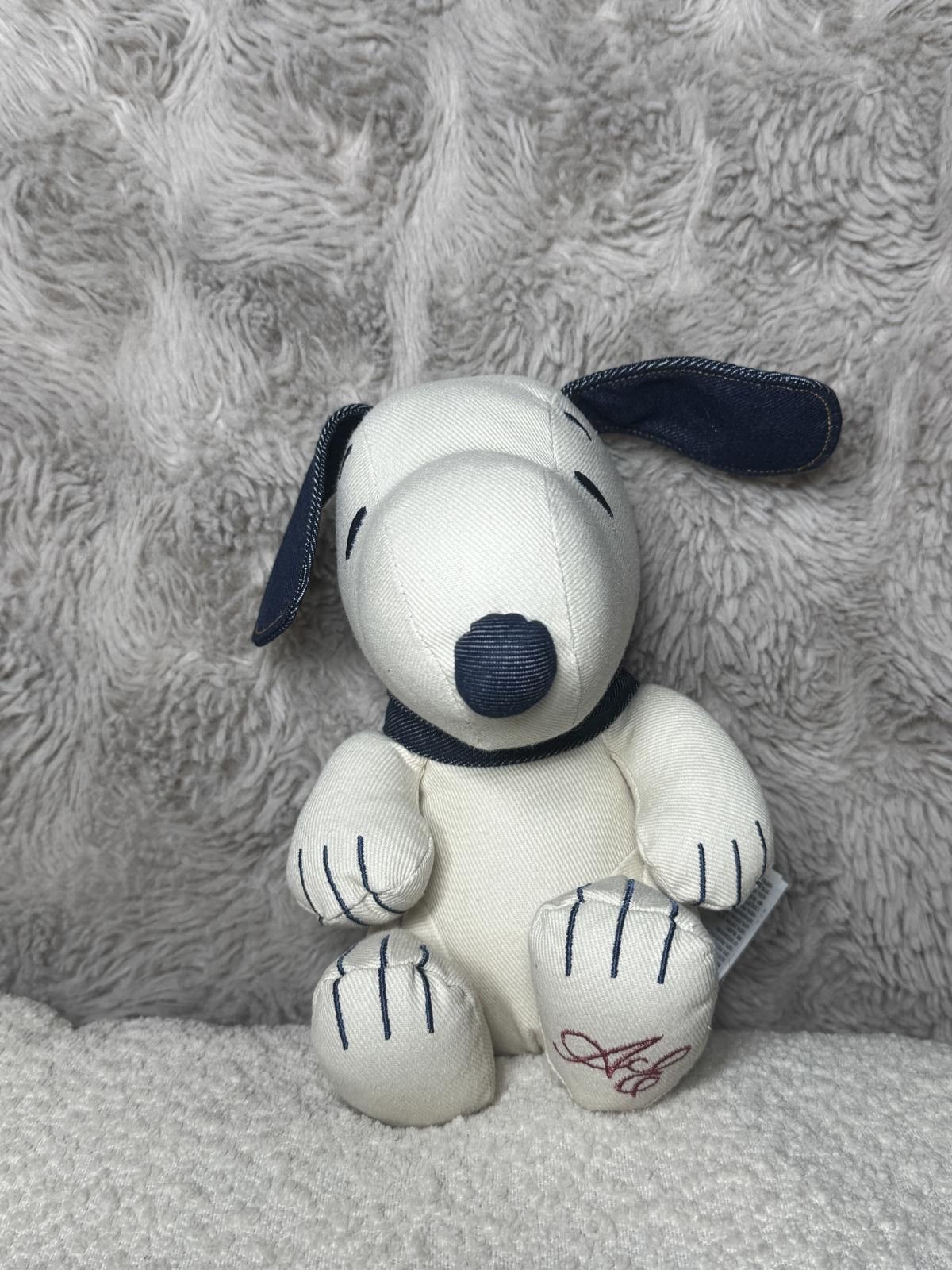 American Eagle Outfitters American Eagle Snoopy Stuffed Dog Plush Toy Size ONE SIZE - 2 Thumbnail