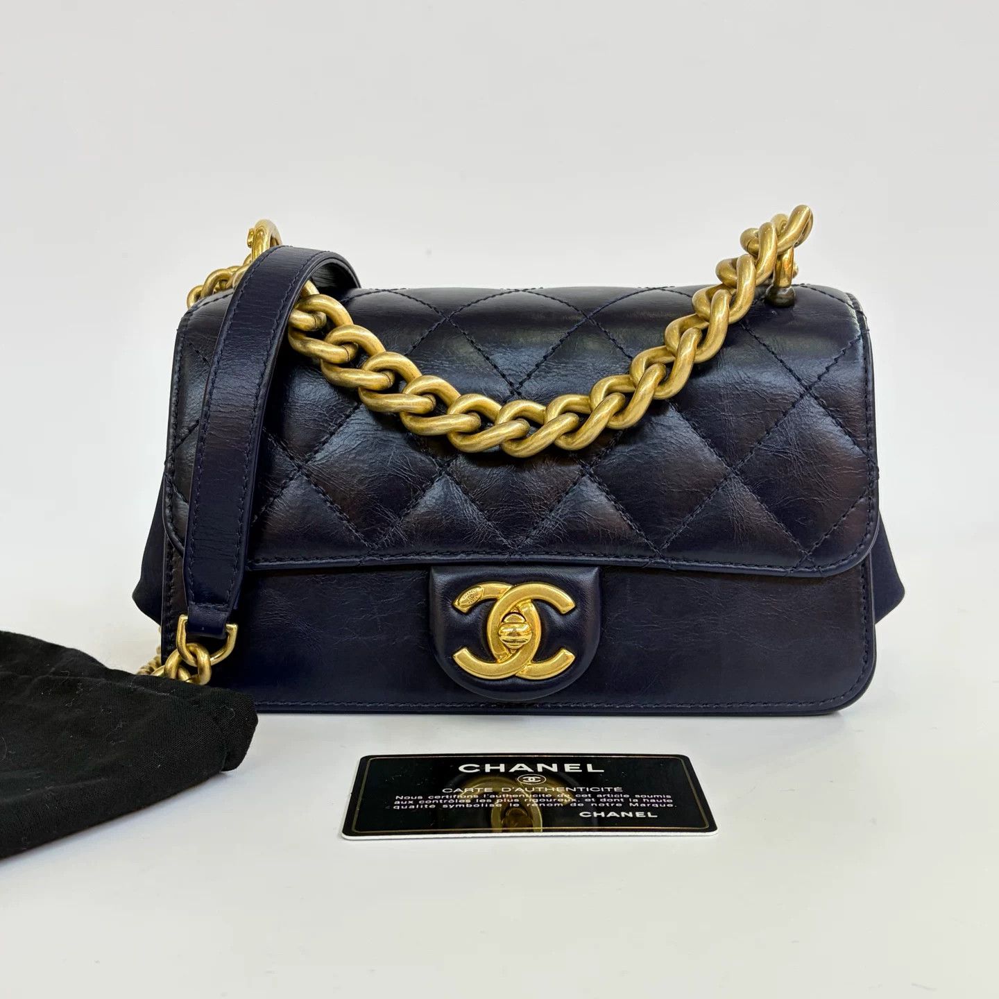Chanel Pre-loved Bag Very good condition Size ONE SIZE - 1 Thumbnail
