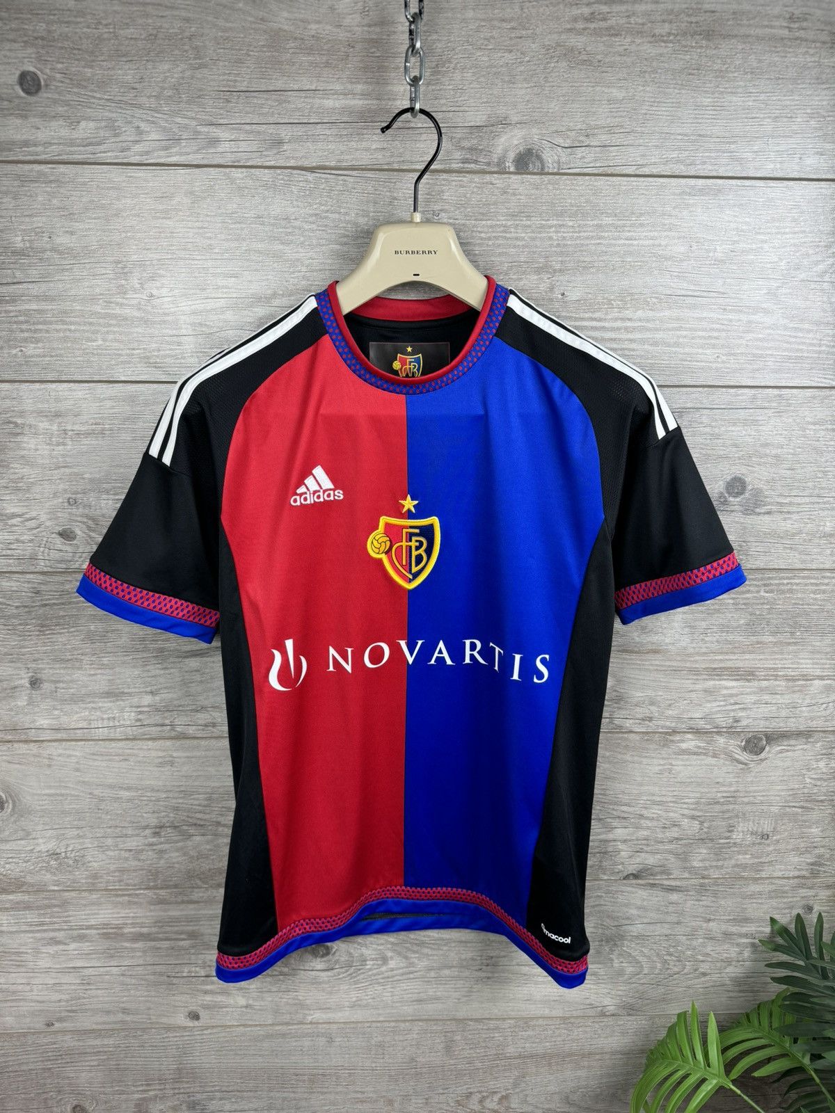 Adidas adidas Men's Club FC Basel 1893 Team #17 HEINIGER size S Size US S / EU 44-46 / 1 - 2 Thumbnail