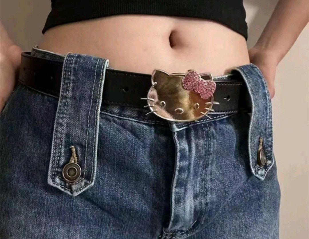 Hello kitty streetwear black colour belt