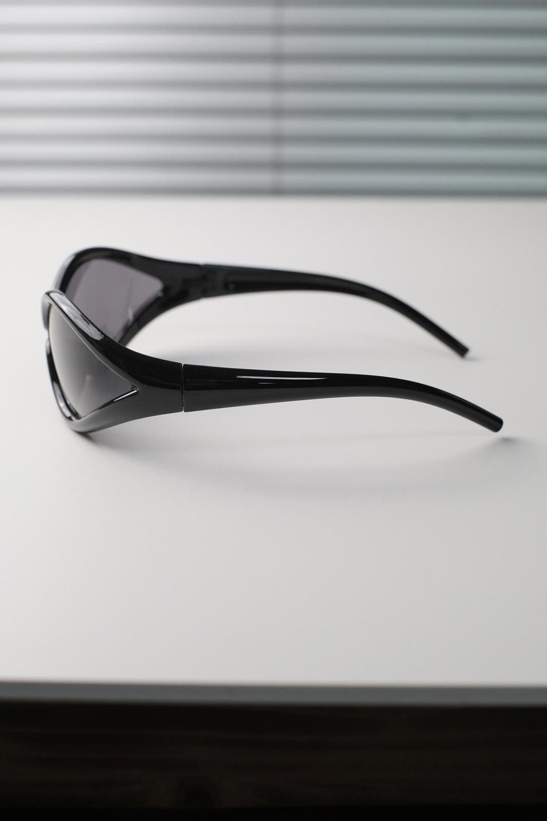 Other Y2k Windproof Avant Garde Futuristic Black Sunglasses Unisex Size ONE SIZE - 7 Thumbnail