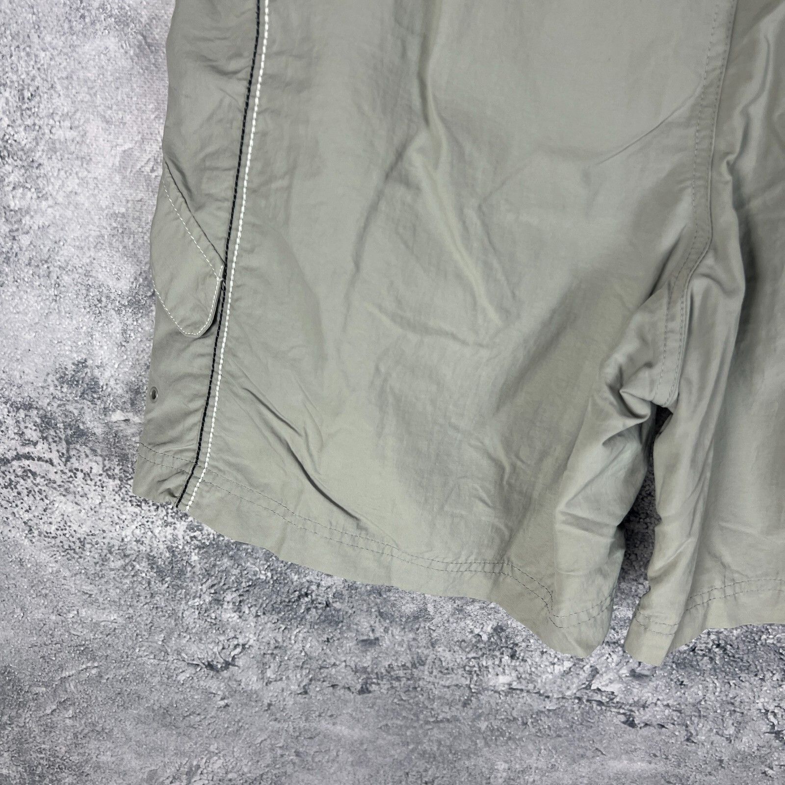 Nike Nike Vintage Cargo Shorts Men's Size L Gray ` Size US 34 / EU 50 - 10 Thumbnail