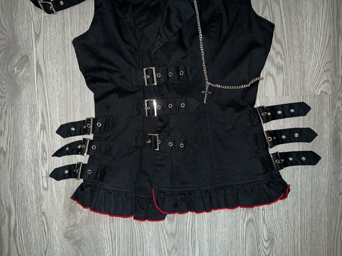 Japanese Brand BODYLINE devil horns punk vest 🧛🏻‍♀️🖤 Size ONE SIZE - 13 Thumbnail