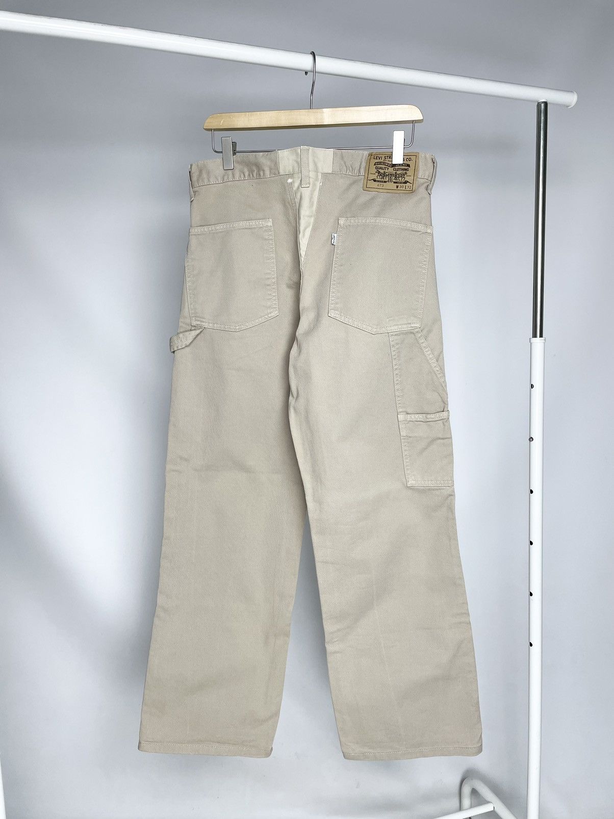 Levi's Vintage Clothing Levi’s 673 90s Vintage Beige Work Wear Carpenter Pants Jeans Size US 32 / EU 48 - 1 Thumbnail