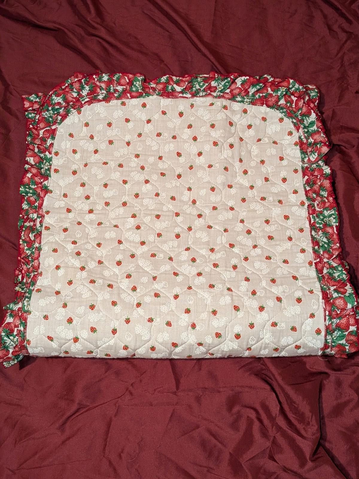 The Unbranded Brand VTG 60s Retro Strawberry Long Table Runner 70 Inches Size ONE SIZE - 4 Thumbnail