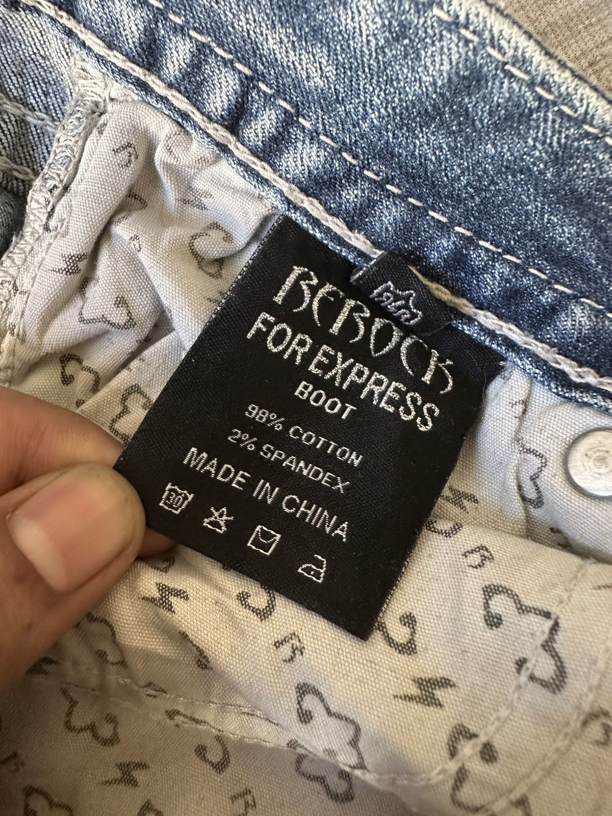 Tornado Mart FLARE Be/Rock For Express Distressed Denim Size 27" / US 4 / IT 40 - 21 Thumbnail