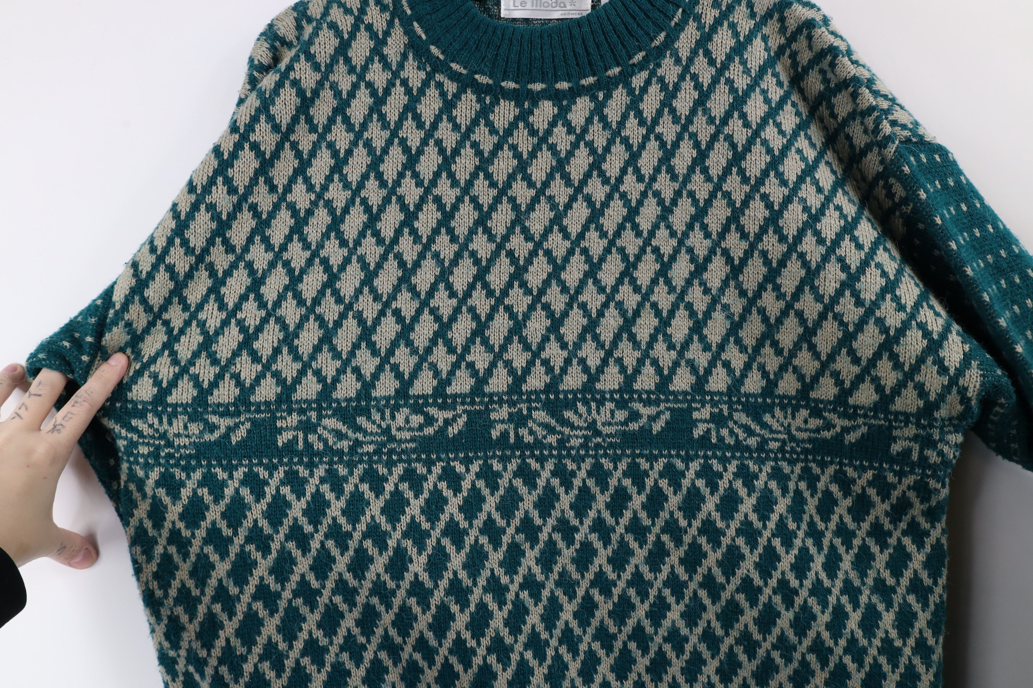 Vintage Vintage 90s Streetwear Flower Diamond Knit Crewneck Sweater Size L / US 10 / IT 46 - 6 Thumbnail