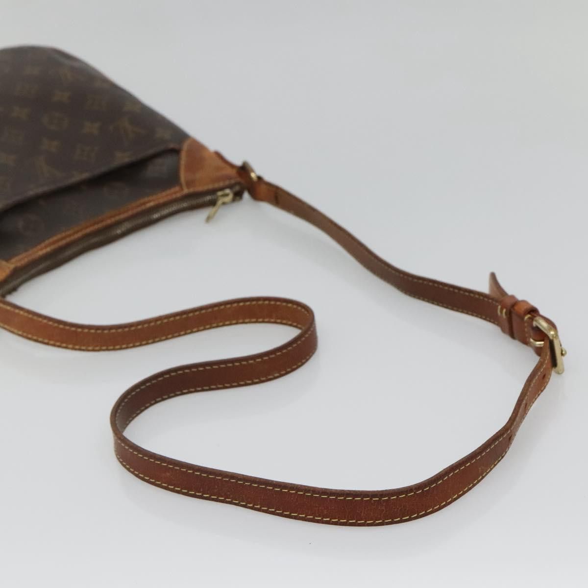 Louis Vuitton LOUIS VUITTON Monogram Odeon PM Shoulder Bag M56390 Size ONE SIZE - 7 Thumbnail