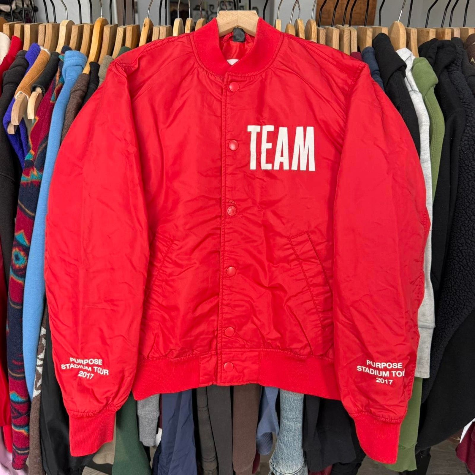 Other 2017 Justin Bieber Team Tour Jacket Red Size US S / EU 44-46 / 1 - 1 Thumbnail
