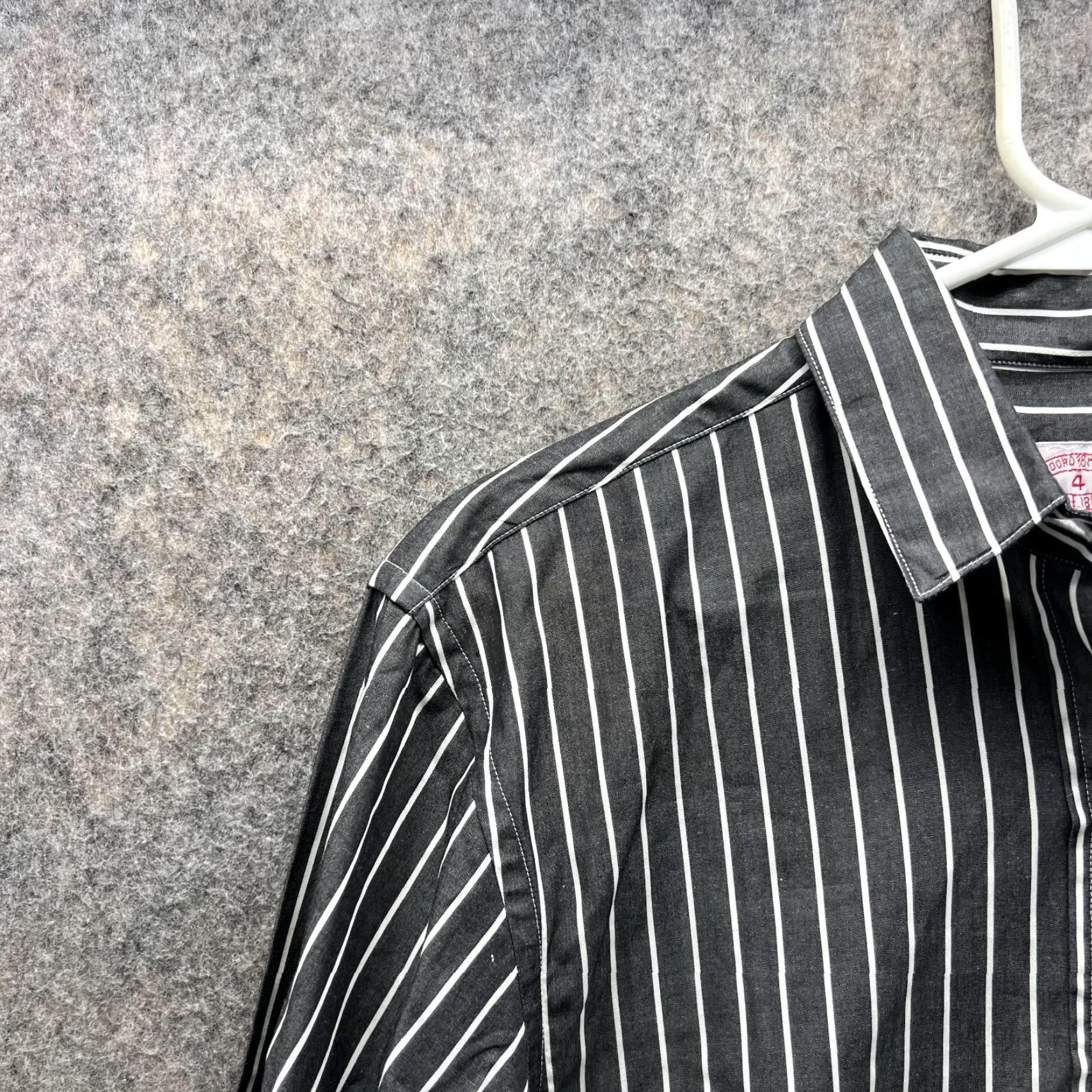 Brooks Brothers Brooks Brothers Shirt Women 4 Striped Black White Button-Down Casual Business Party/Cocktail Travel Long Sleeve Collared Button-Up Regular Fit Size S / US 4 / IT 40 - 3 Thumbnail