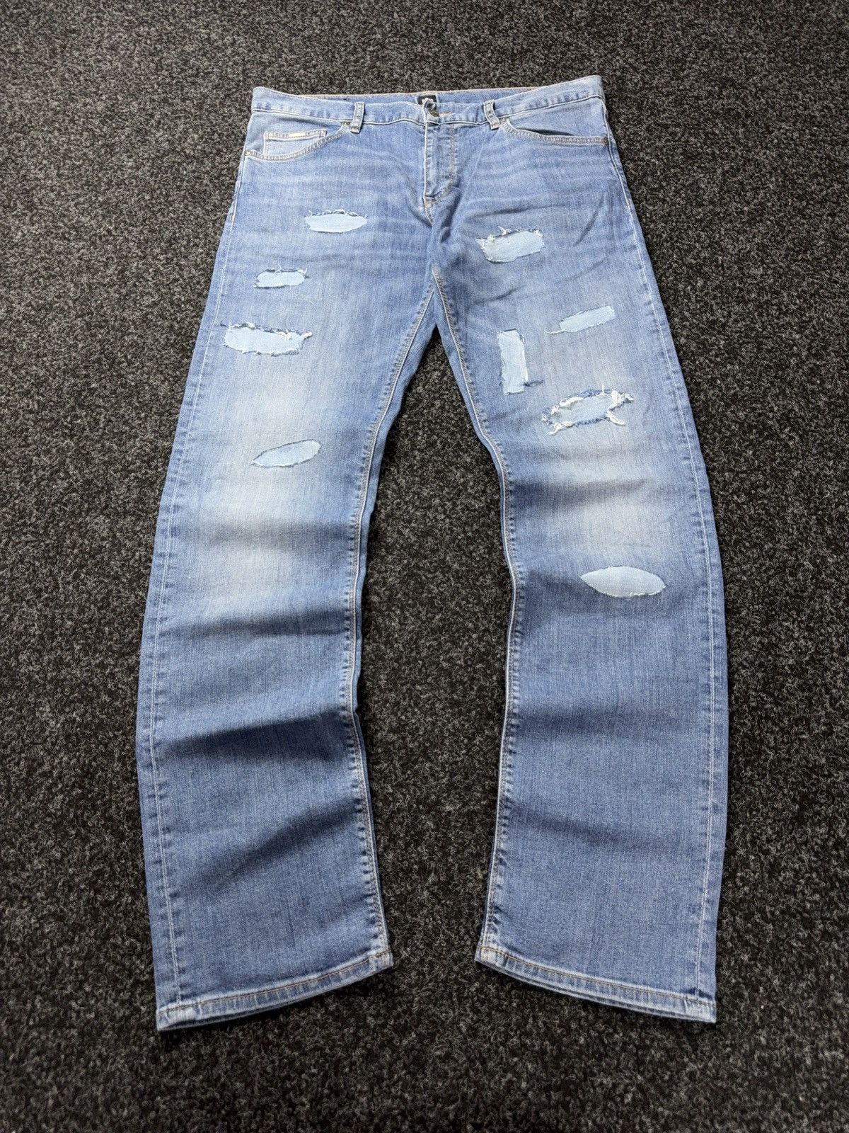 Hugo Boss Luxury Hugo Boss Distressed Punk Rock Light Wash Y2K Jeans Size US 36 / EU 52 - 1 Thumbnail