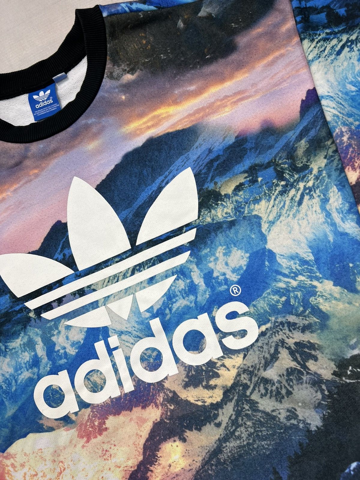 Adidas Sweatshirt Adidas Mountain big logo great rare Size US M / EU 48-50 / 2 - 4 Thumbnail