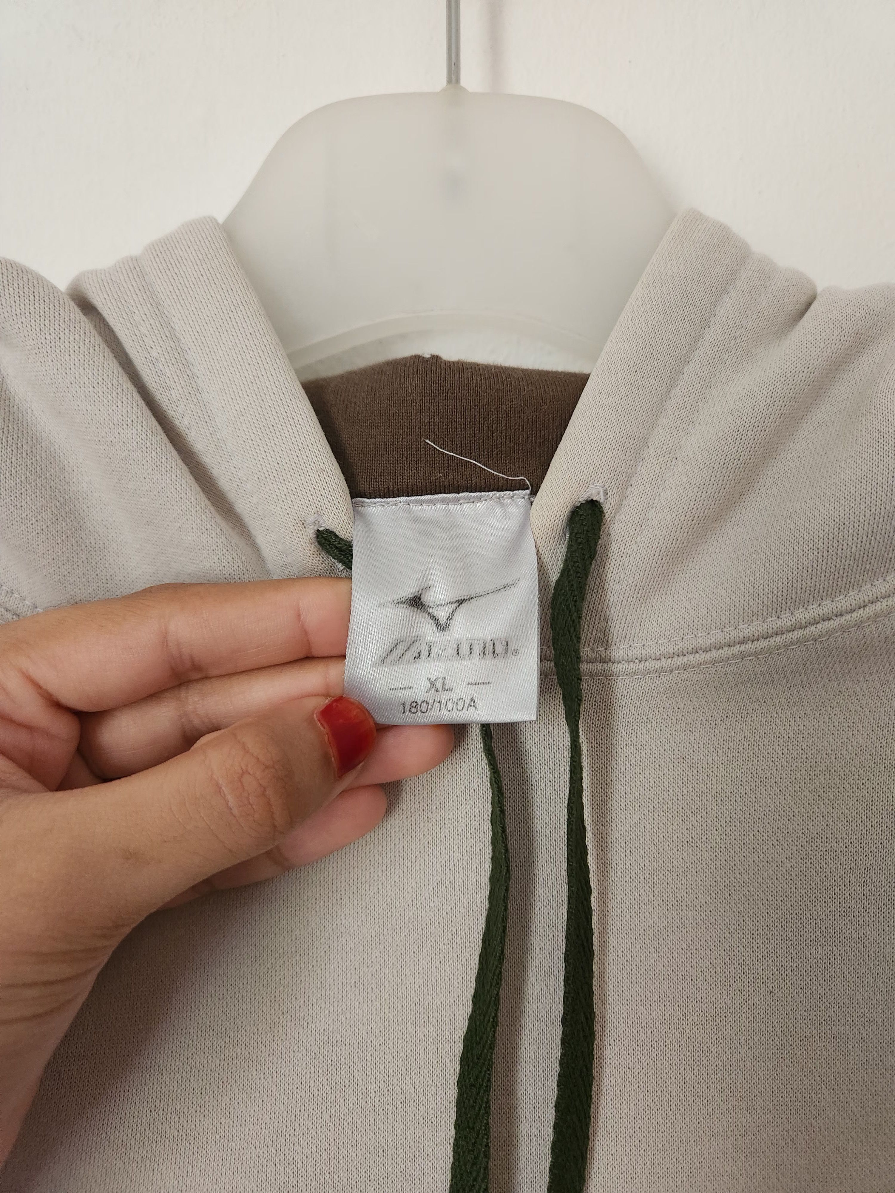 Mizuno Mizuno vintage hoodie cream Size US XL / EU 56 / 4 - 13 Thumbnail