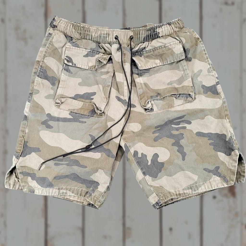 Forever 21 FOREVER 21 Men's Cargo Shorts Camo Elastic Waist Drawstring Large L Green Casual Size US 33 - 1 Thumbnail